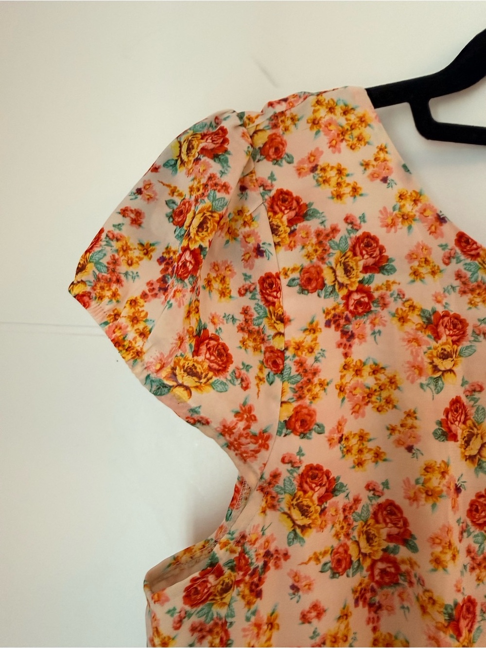 Forever 21 Floral Dress - Picture 3 of 7